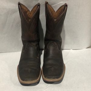 lightly used brown Ariat boots size 7.5 men’s